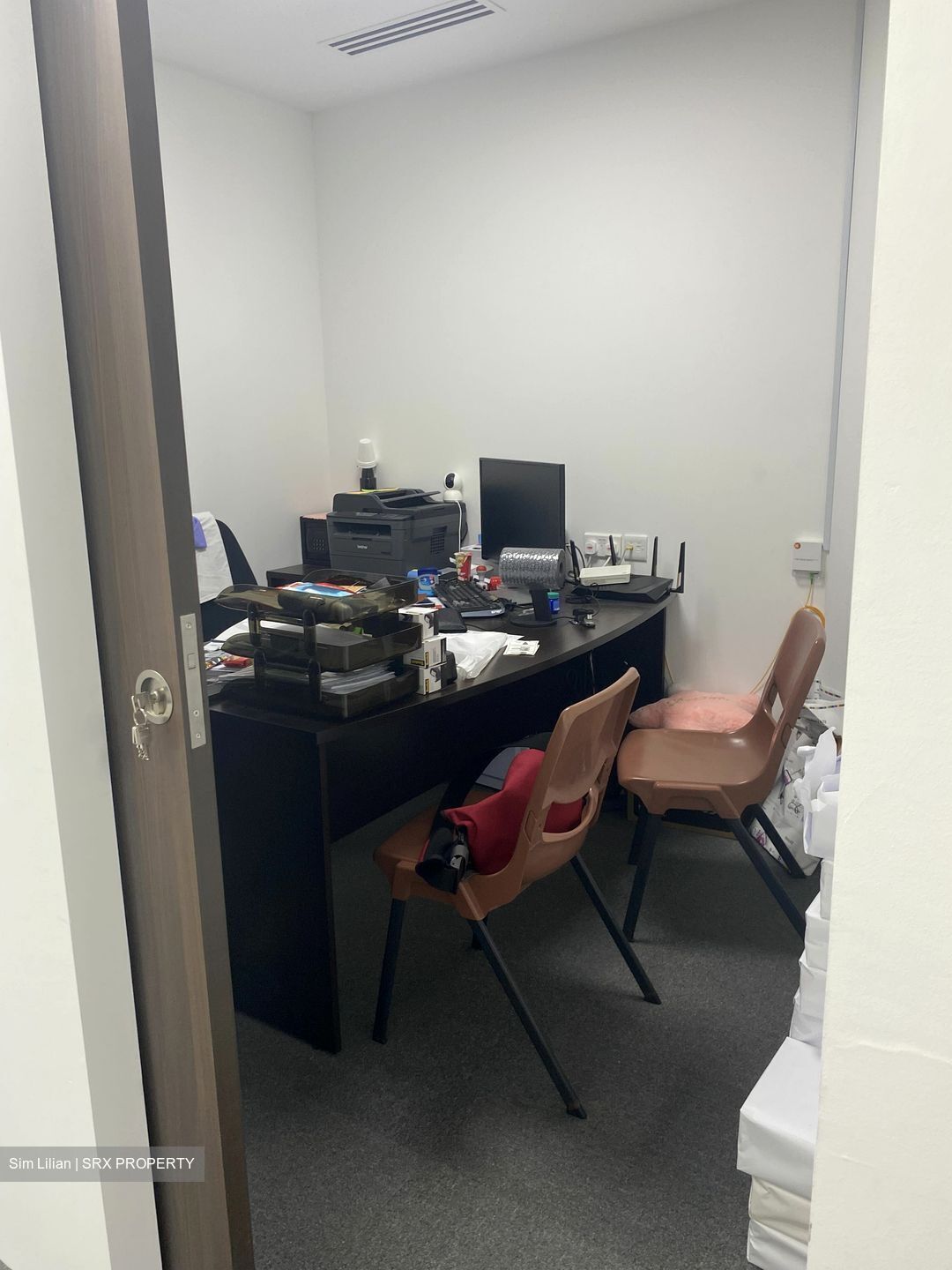 Guthrie House (D10), Office #368046541